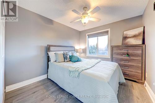 109 Crittenden Square, Toronto, ON - Indoor Photo Showing Bedroom