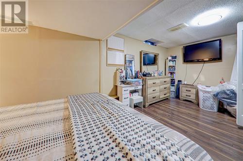 109 Crittenden Square, Toronto, ON - Indoor Photo Showing Bedroom