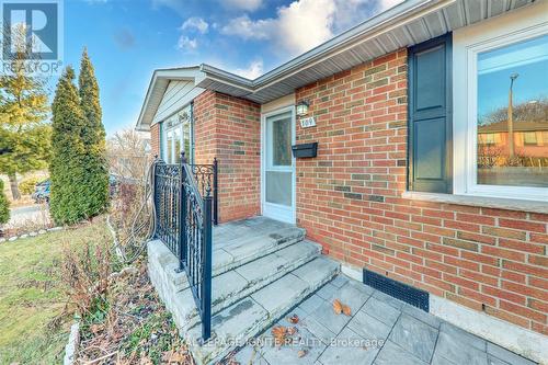 109 Crittenden Square, Toronto, ON - Outdoor With Exterior