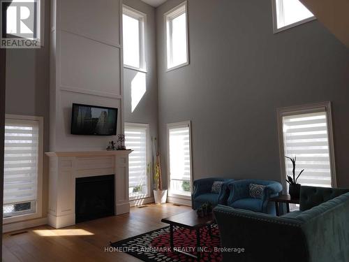 34 Forest Ridge Court, Welland, ON - Indoor Photo Showing Living Room With Fireplace