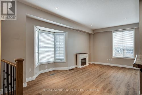 24 Marina Point Crescent, Hamilton, ON - Indoor Photo Showing Other Room