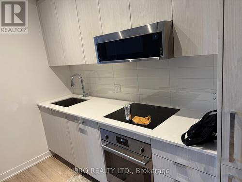 314 - 250 Lawrence Avenue W, Toronto, ON - Indoor Photo Showing Kitchen