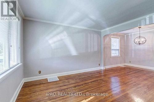 87 Oakes Avenue, Oshawa, ON - Indoor Photo Showing Other Room