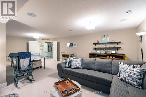 24 Liberty Crescent, Quinte West, ON - Indoor Photo Showing Living Room