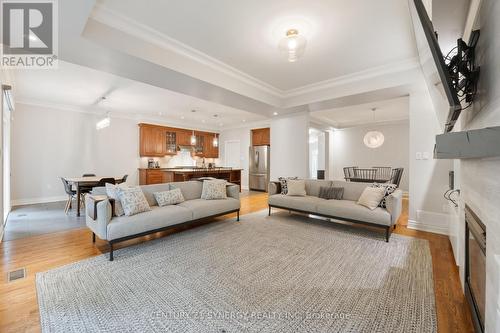 197 Strathcona Avenue, Ottawa, ON - Indoor Photo Showing Living Room