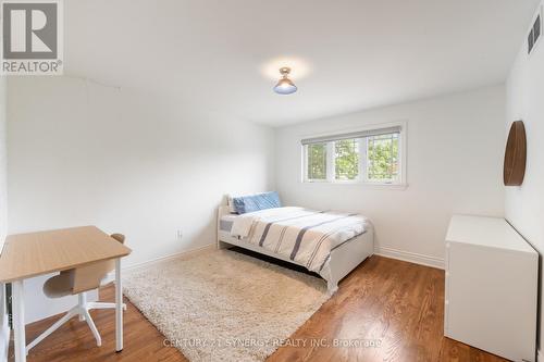 197 Strathcona Avenue, Ottawa, ON - Indoor Photo Showing Bedroom