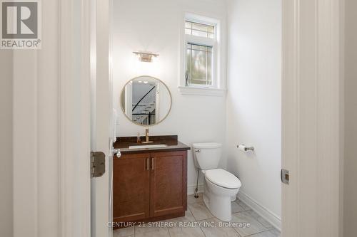 197 Strathcona Avenue, Ottawa, ON - Indoor Photo Showing Bathroom