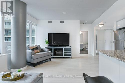 317 - 55 East Liberty Street, Toronto, ON - Indoor Photo Showing Living Room