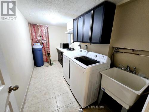 47 Simmonds Drive, Guelph, ON - Indoor Photo Showing Laundry Room