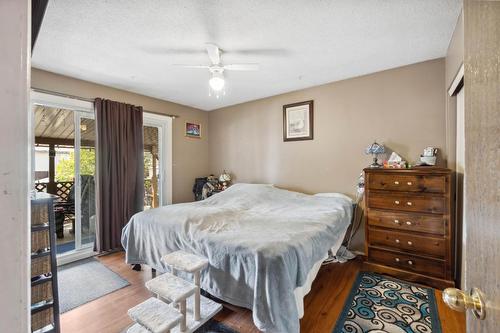 1611 Spartan Place, Kamloops, BC - Indoor Photo Showing Bedroom