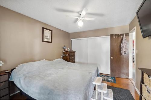 1611 Spartan Place, Kamloops, BC - Indoor Photo Showing Bedroom