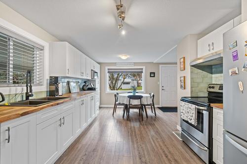 725 Stanley Avenue, Enderby, BC - Indoor Photo Showing Kitchen With Double Sink