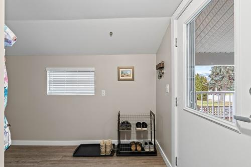 725 Stanley Avenue, Enderby, BC - Indoor Photo Showing Other Room