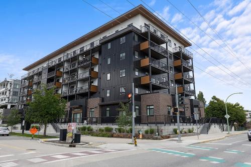 213-660 Cawston Avenue, Kelowna, BC - Outdoor With Balcony With Facade