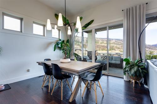 1594 Marina Way, West Kelowna, BC - Indoor Photo Showing Dining Room