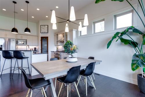 1594 Marina Way, West Kelowna, BC - Indoor Photo Showing Dining Room