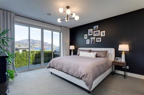 1594 Marina Way, West Kelowna, BC - Indoor Photo Showing Bedroom