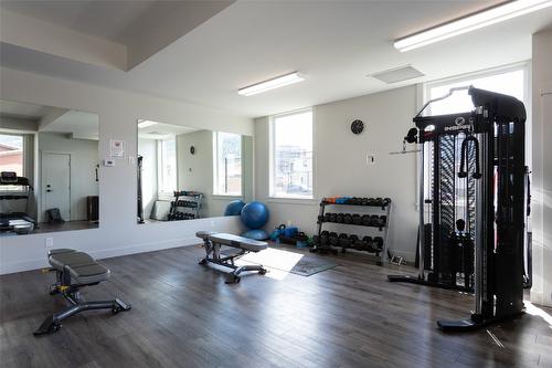 1594 Marina Way, West Kelowna, BC - Indoor Photo Showing Gym Room