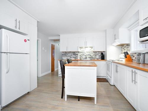 Kitchen - 12270 57E Avenue (P.-A.-T.), Montréal (Rivière-Des-Prairies/Pointe-Aux-Trembles), QC - Indoor Photo Showing Kitchen With Double Sink