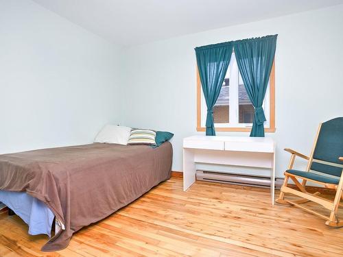 Bedroom - 12270 57E Avenue (P.-A.-T.), Montréal (Rivière-Des-Prairies/Pointe-Aux-Trembles), QC - Indoor Photo Showing Bedroom