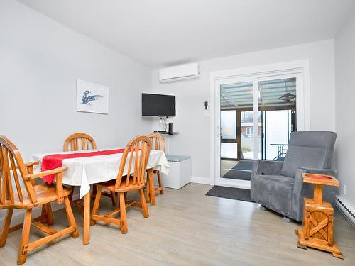 Dining room - 12270 57E Avenue (P.-A.-T.), Montréal (Rivière-Des-Prairies/Pointe-Aux-Trembles), QC - Indoor