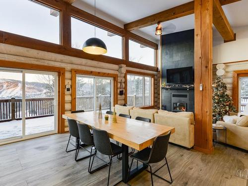 Dining room - 51 Ch. Des Crêtes, Saint-Côme, QC - Indoor Photo Showing Dining Room With Fireplace