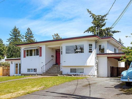 2941 Cuthbert Pl, Colwood, BC - Outdoor With Facade