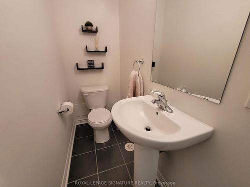 15-78 Preston Meadow Ave N, Mississauga, ON - Indoor Photo Showing Bathroom