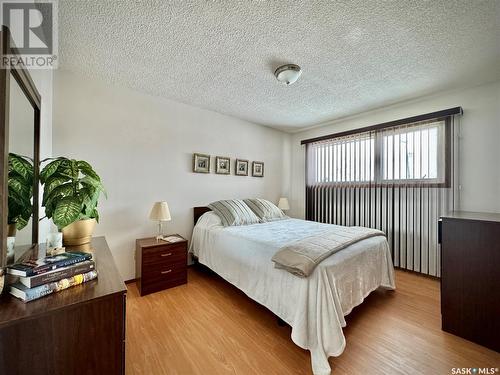 18 Waterloo Road, Yorkton, SK - Indoor Photo Showing Bedroom