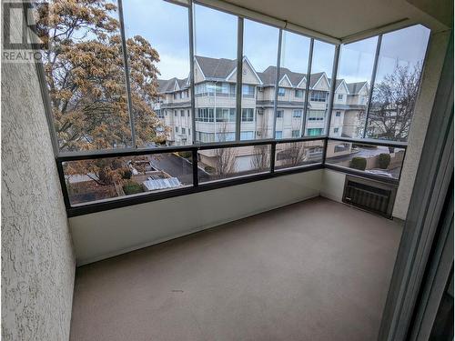 1610 Gordon Drive Unit# 206, Kelowna, BC - Indoor Photo Showing Other Room