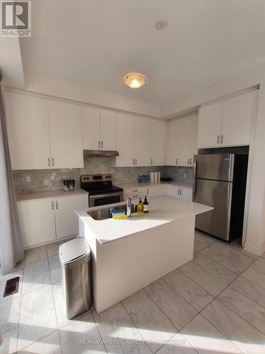 57 Benoit Street, Vaughan, ON - Indoor Photo Showing Kitchen With Double Sink