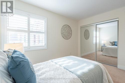 31 Forest Ridge Avenue, Hamilton, ON - Indoor Photo Showing Bedroom