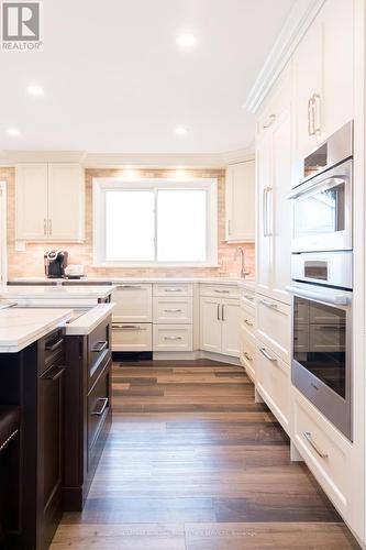 516 Mayzel Road, Burlington, ON - Indoor Photo Showing Kitchen With Upgraded Kitchen