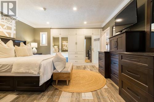 516 Mayzel Road, Burlington, ON - Indoor Photo Showing Bedroom