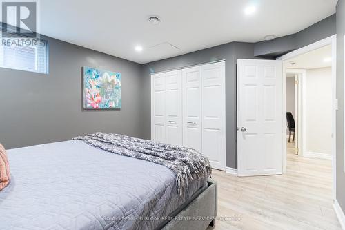 516 Mayzel Road, Burlington, ON - Indoor Photo Showing Bedroom