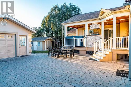 516 Mayzel Road, Burlington, ON - Outdoor With Deck Patio Veranda