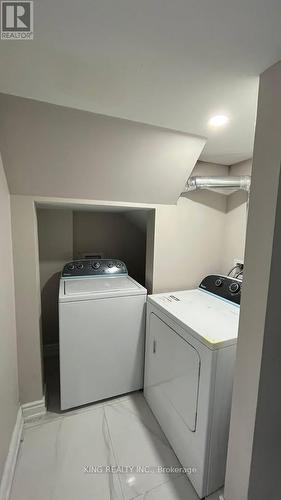 43 Kilkarrin Road W, Brampton, ON - Indoor Photo Showing Laundry Room