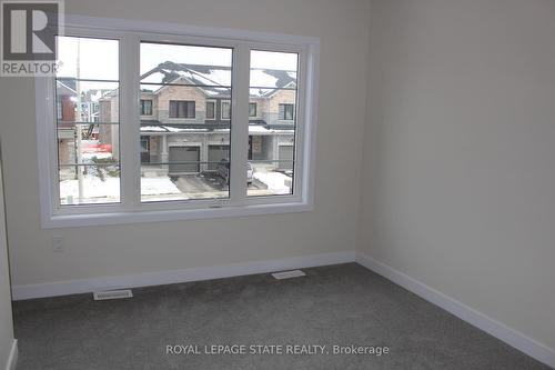 15 Lavender Road, Thorold, ON - Indoor Photo Showing Other Room