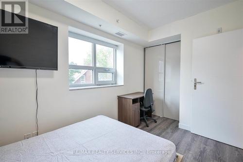 307 - 250 Albert Street, Waterloo, ON - Indoor Photo Showing Bedroom