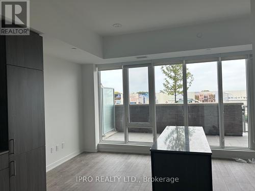 111 - 220 Missinnihe Way S, Mississauga, ON - Indoor