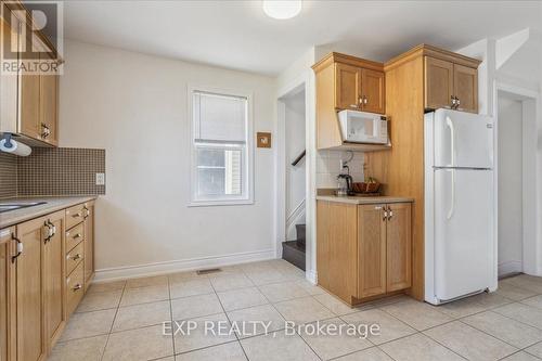 91 Page Street, St. Catharines, ON - Indoor Photo Showing Kitchen