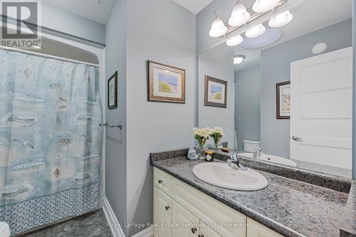 39 Clover Crescent, Wasaga Beach, ON - Indoor Photo Showing Bathroom