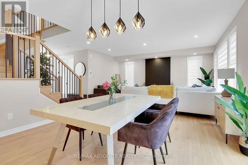 12 Jargeau Road, Ottawa, ON - Indoor Photo Showing Dining Room