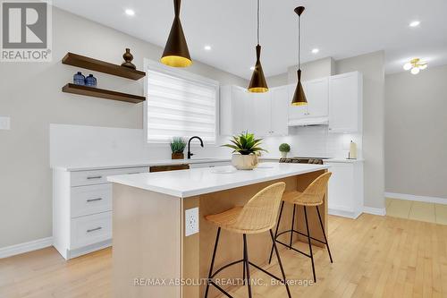 12 Jargeau Road, Ottawa, ON - Indoor Photo Showing Kitchen With Upgraded Kitchen