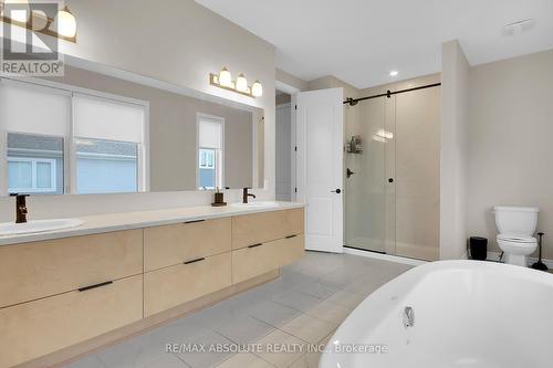 12 Jargeau Road, Ottawa, ON - Indoor Photo Showing Bathroom