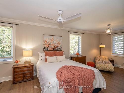 218 Main St, Erin, ON - Indoor Photo Showing Bedroom