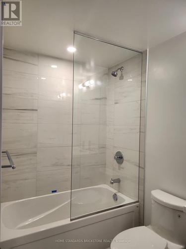 1515 - 195 Commerce Street, Vaughan, ON - Indoor Photo Showing Bathroom