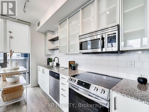 1902 - 33 Lombard Street, Toronto, ON - Indoor Photo Showing Kitchen With Upgraded Kitchen