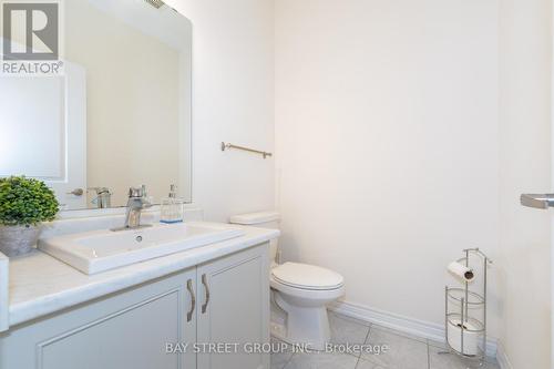 63 Milliken Drive, Aurora, ON - Indoor Photo Showing Bathroom