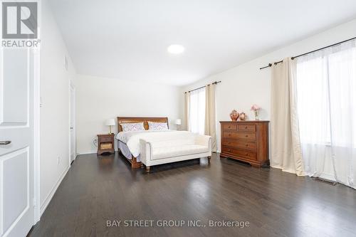 63 Milliken Drive, Aurora, ON - Indoor Photo Showing Bedroom